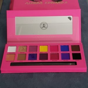 ABH x Alyssa Edwards Palette-limited edition